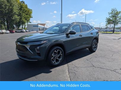Used 2025 Chevrolet Trax LT