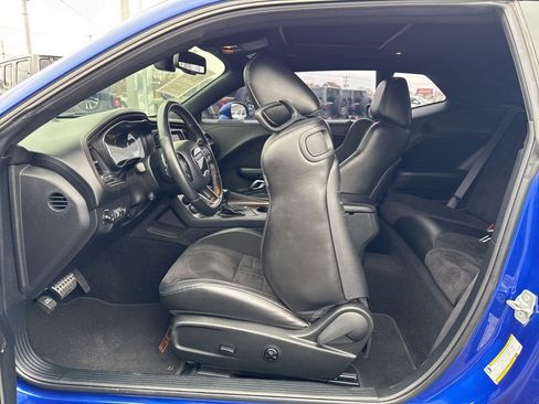 Used 2020 Dodge Challenger R/T image 29