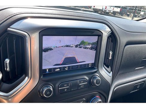 Used 2022 Chevrolet Silverado 3500 LTZ AWD/4WD image 23
