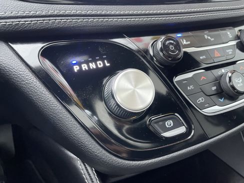 Used 2023 Chrysler Pacifica Limited w/ S Appearance Package image 25