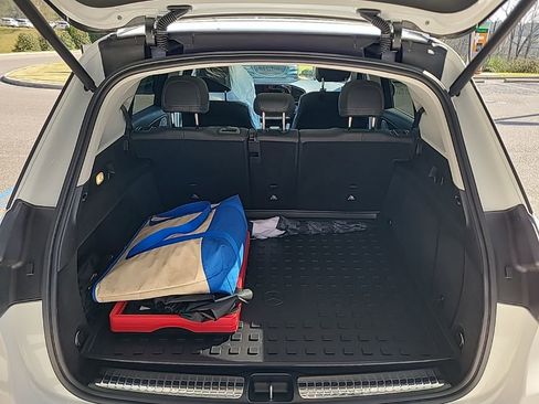 Used 2025 Mercedes-Benz GLE 350 4MATIC image 9