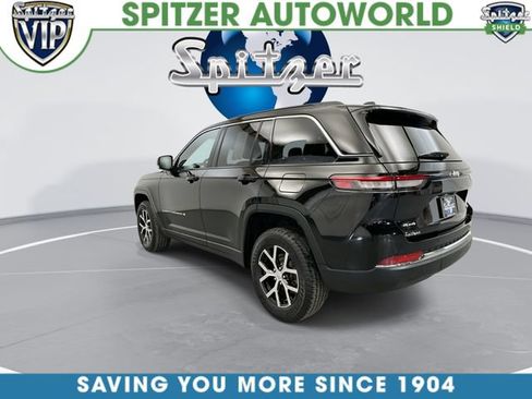 Used 2024 Jeep Grand Cherokee Limited w/ Trailer Tow Package AWD/4WD image 9