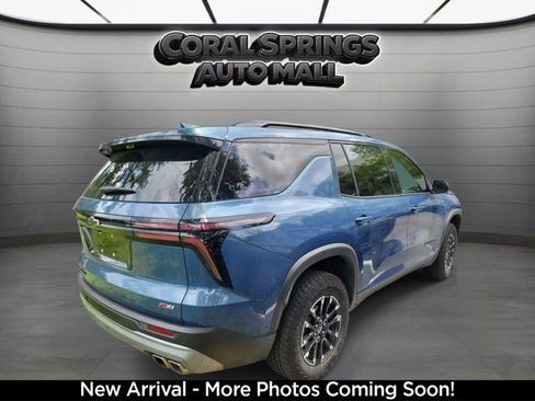 Used 2025 Chevrolet Traverse Z71 w/ Enhanced Driving Package AWD/4WD image 4