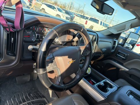 Used 2019 Chevrolet Silverado 2500 LTZ w/ Duramax Plus Package image 2