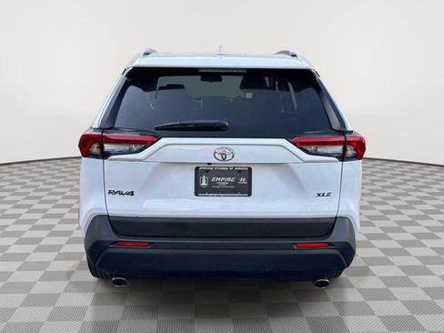 Used 2023 Toyota RAV4 XLE image 4