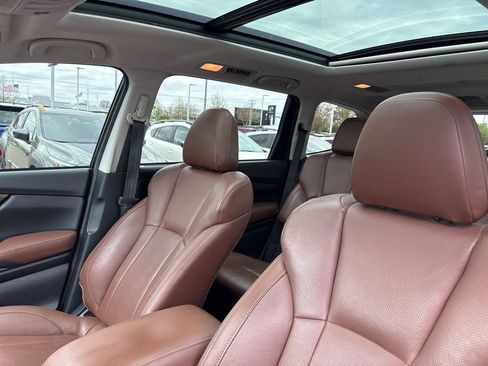 Used 2020 Subaru Ascent Touring w/ Popular Package #3 image 5