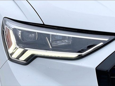 Used 2022 Audi Q3 2.0T Premium Plus image 29