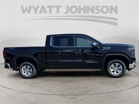 New 2026 GMC Sierra 1500 SLE image 6