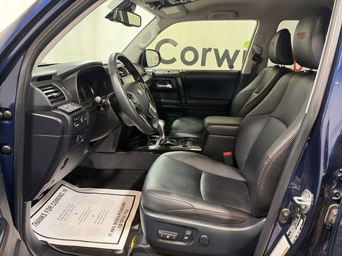 Used 2023 Toyota 4Runner TRD Off-Road Premium AWD/4WD image 25