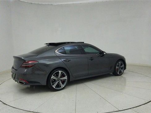 Used 2025 Genesis G70 2.5T w/ Sport Prestige Package image 70