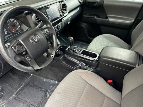 Certified 2022 Toyota Tacoma SR image 11
