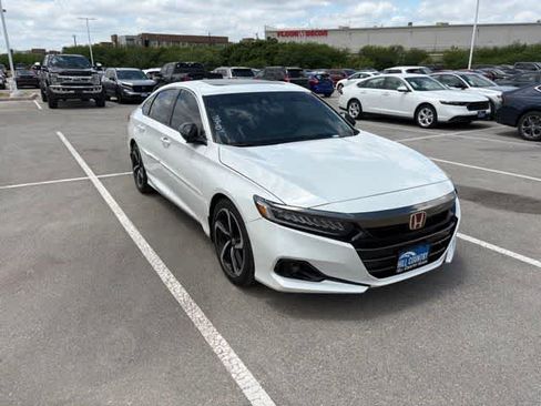 Used 2021 Honda Accord Sport image 7