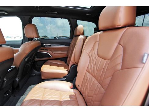 Certified 2024 Kia Telluride SX X-Line AWD/4WD image 32