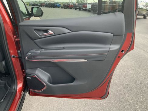 New 2026 Chevrolet Traverse RS w/ LPO, Floor Liner Package FWD image 53