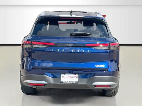 Used 2026 INFINITI QX60 Luxe w/ Family Package FWD image 6