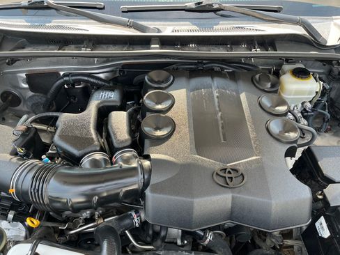 Used 2012 Toyota 4Runner SR5 RWD image 22