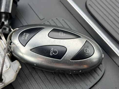 Used 2025 Hyundai Santa Fe SEL FWD image 21