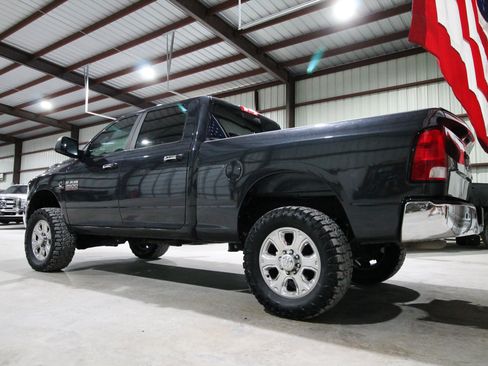 Used 2016 RAM 2500 SLT w/ Luxury Group AWD/4WD image 8