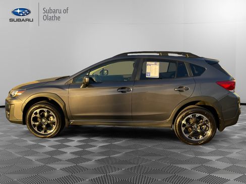Used 2021 Subaru Crosstrek 2.0i Premium image 7