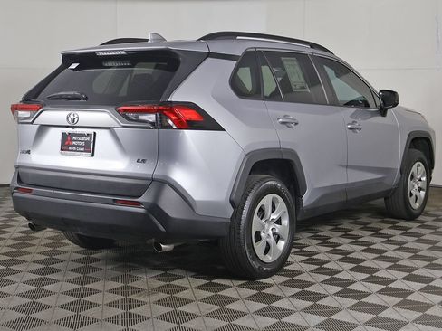 Used 2023 Toyota RAV4 LE FWD image 7