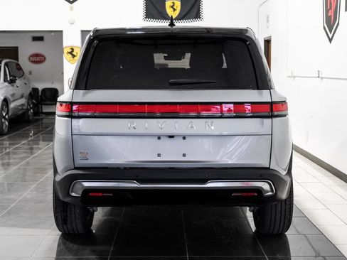 Used 2024 Rivian R1S Adventure AWD/4WD image 10
