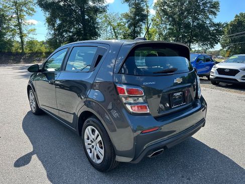Used 2020 Chevrolet Sonic LT FWD image 5
