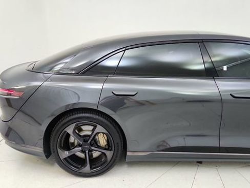 Used 2024 Lucid Air Touring image 7
