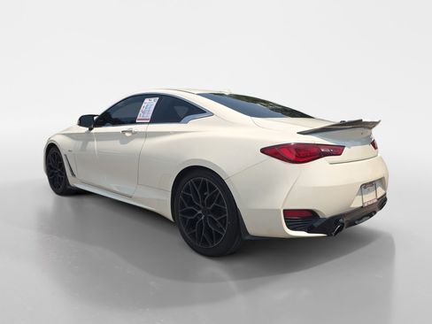 Used 2018 INFINITI Q60 3.0t Luxe w/ Sensory Package 3.0T Luxe AWD/4WD image 3