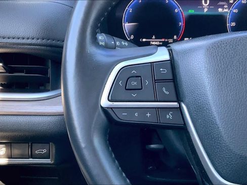 Used 2024 Toyota Grand Highlander Limited image 23