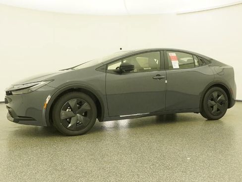 New 2026 Toyota Prius LE image 51