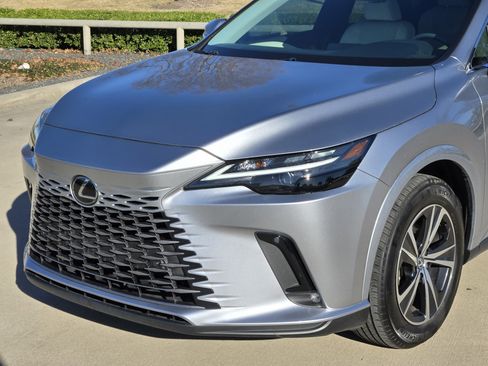 Used 2024 Lexus RX 350 FWD image 9