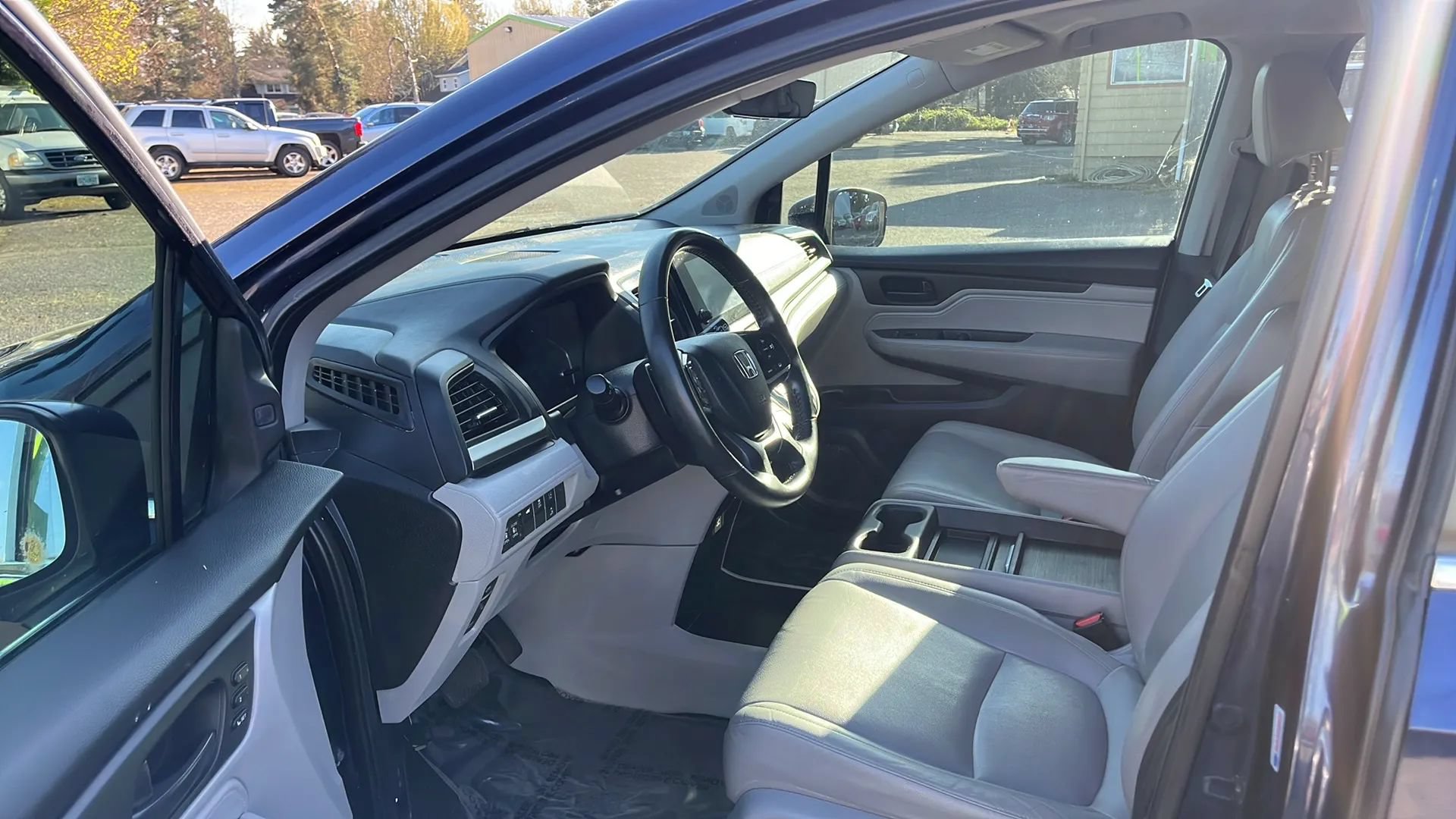 Used 2018 Honda Odyssey EX-L image 9