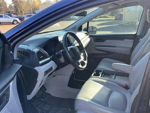 Used 2018 Honda Odyssey EX-L image 9