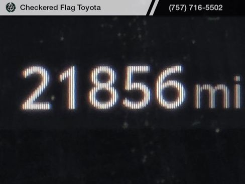 Used 2024 Toyota Grand Highlander AWD image 12