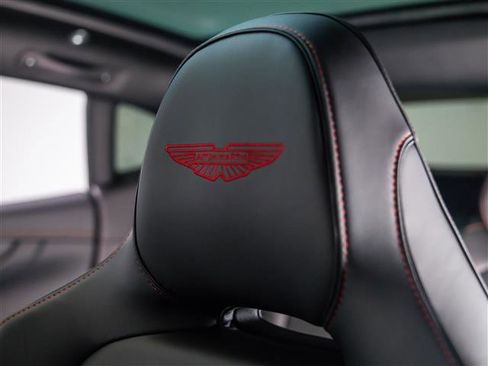 New 2026 Aston Martin DBX 707 image 5