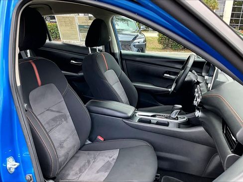 Used 2023 Nissan Sentra SR FWD image 9
