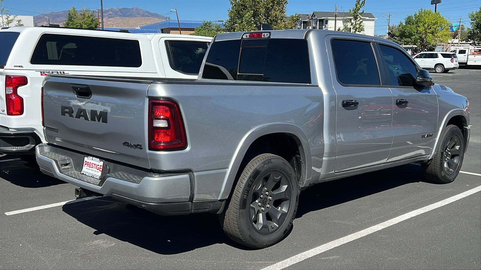 Used 2025 RAM 1500 Big Horn AWD/4WD image 2
