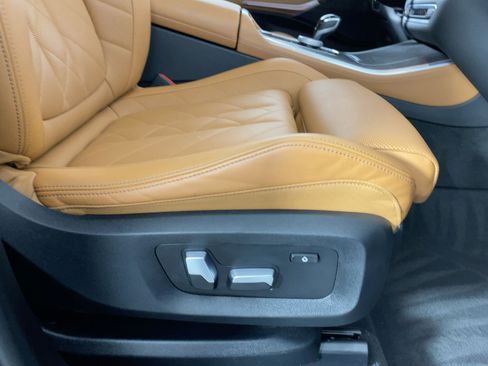 Certified 2023 BMW X5 sDrive40i w/ Premium Package image 32