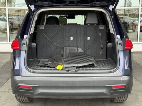 Certified 2024 Toyota Grand Highlander XLE image 19