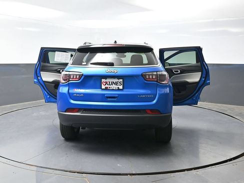 Used 2025 Jeep Compass Limited AWD/4WD image 60