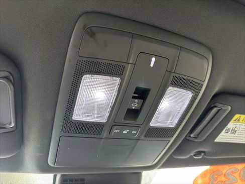 Used 2023 MAZDA CX-9 Grand Touring image 32