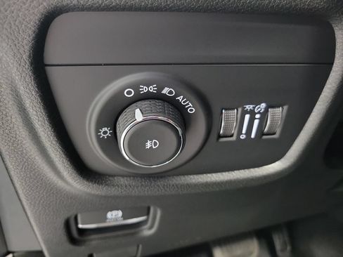New 2026 Jeep Grand Cherokee L Limited AWD/4WD image 14