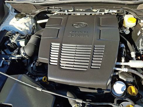 Used 2021 Subaru Forester Premium image 28