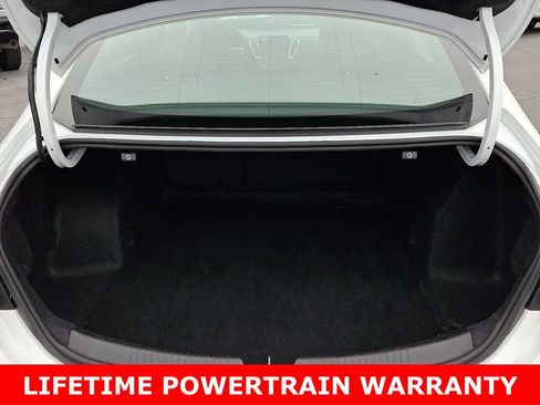 Used 2023 Chevrolet Malibu LT image 28