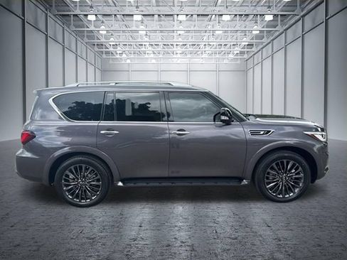 Used 2023 INFINITI QX80 Premium Select AWD/4WD image 6