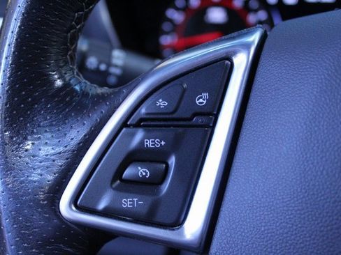 Used 2020 Chevrolet Camaro LT image 15