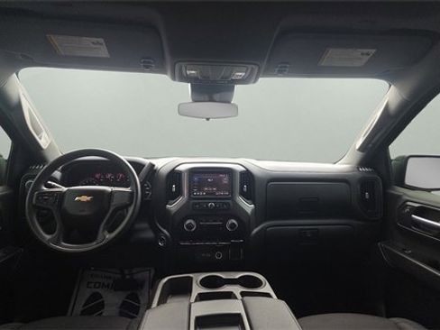 Used 2022 Chevrolet Silverado 1500 Custom image 25