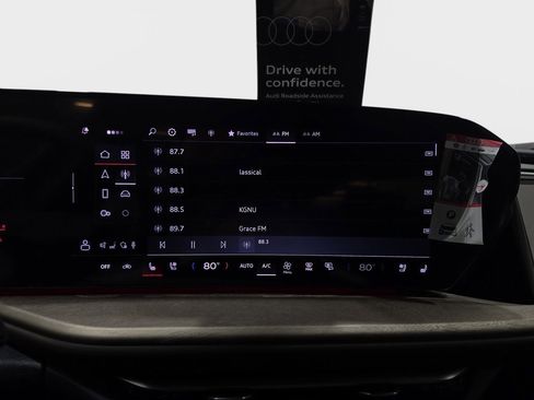 New 2025 Audi Q5 Prestige image 21