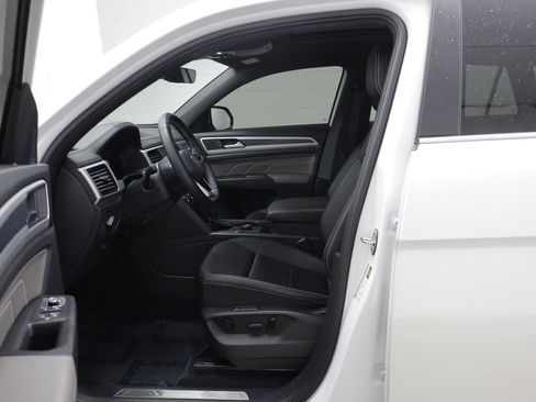 Certified 2023 Volkswagen Atlas Cross Sport SEL AWD/4WD image 5