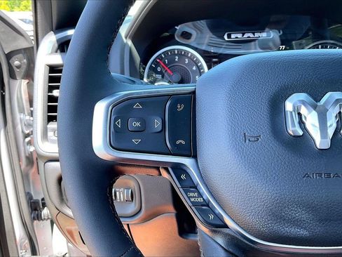 New 2026 RAM 1500 4x4 Crew Cab image 28
